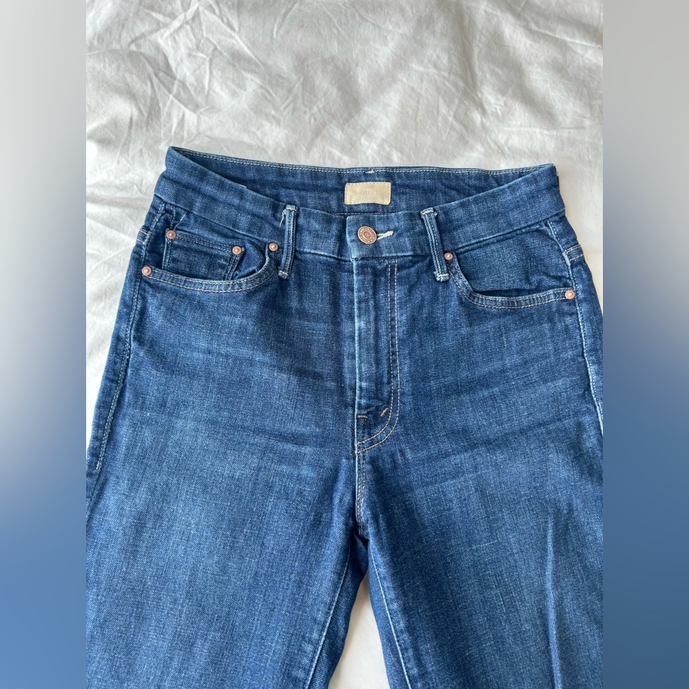 MOTHER Jeans High Waisted Looker in Clean Sweep wash.